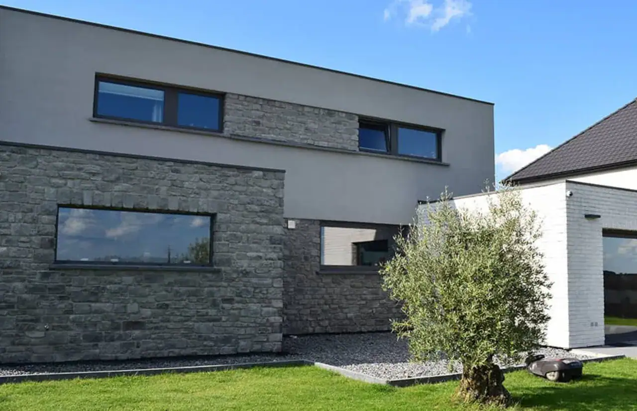 4 Pose de pierre naturelle sur mesure par un carreleur lausannois
